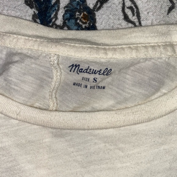 Basic cream long sleeve - Picture 2 of 2